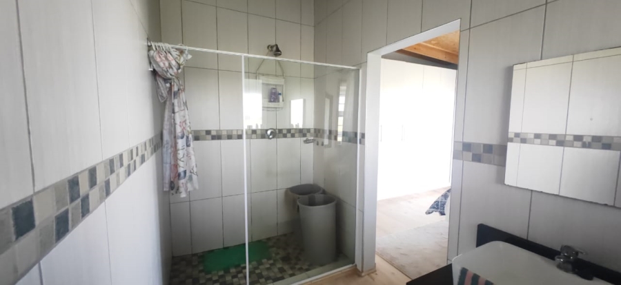 5 Bedroom Property for Sale in Seemeeu Park Western Cape
